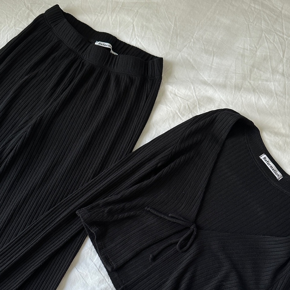 Reformation | Stretchy Black Ribbed Set